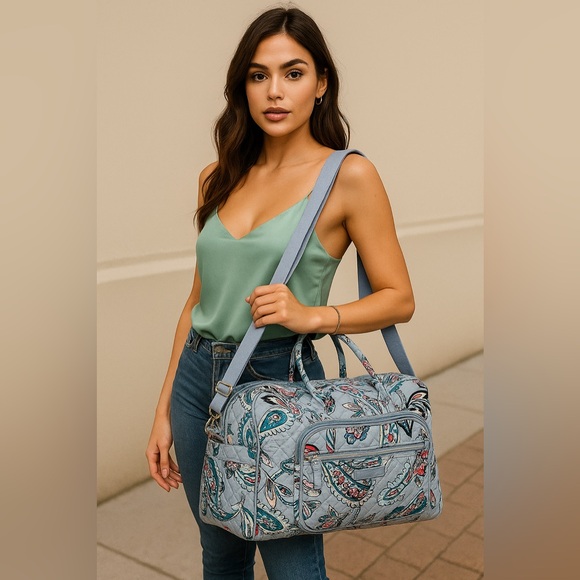 Iconic Weekender Travel Bag in Makani Paisley - Picture 2 of 14